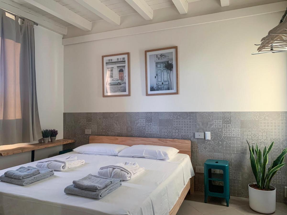 Charming Attic Apartment With Balcony & Swimming Pool Desenzano del Garda Dış mekan fotoğraf